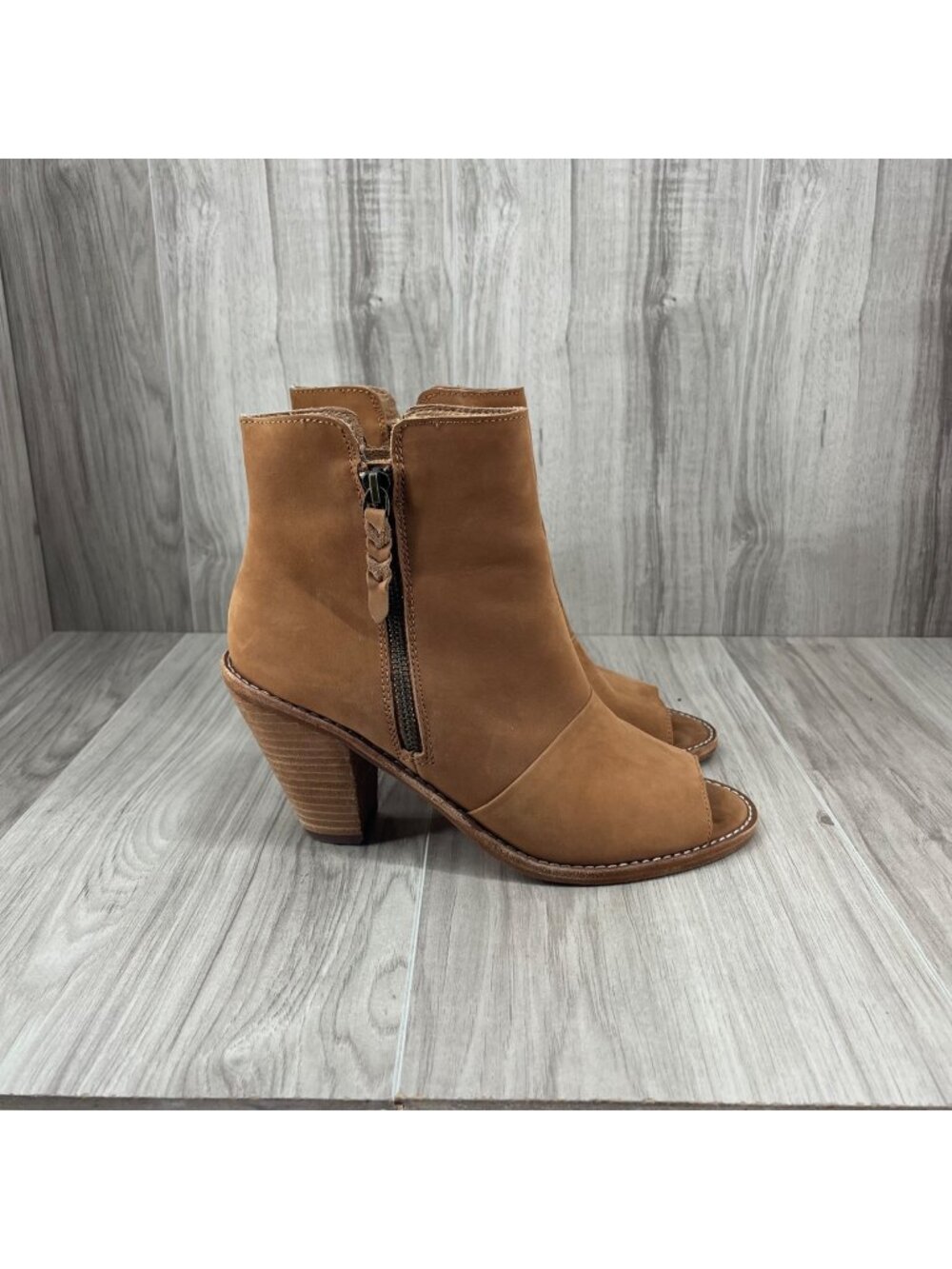 Corso Como Ankle Boots Womens 8M Brown Nubuck Leather Zip Peep Toe Booties
